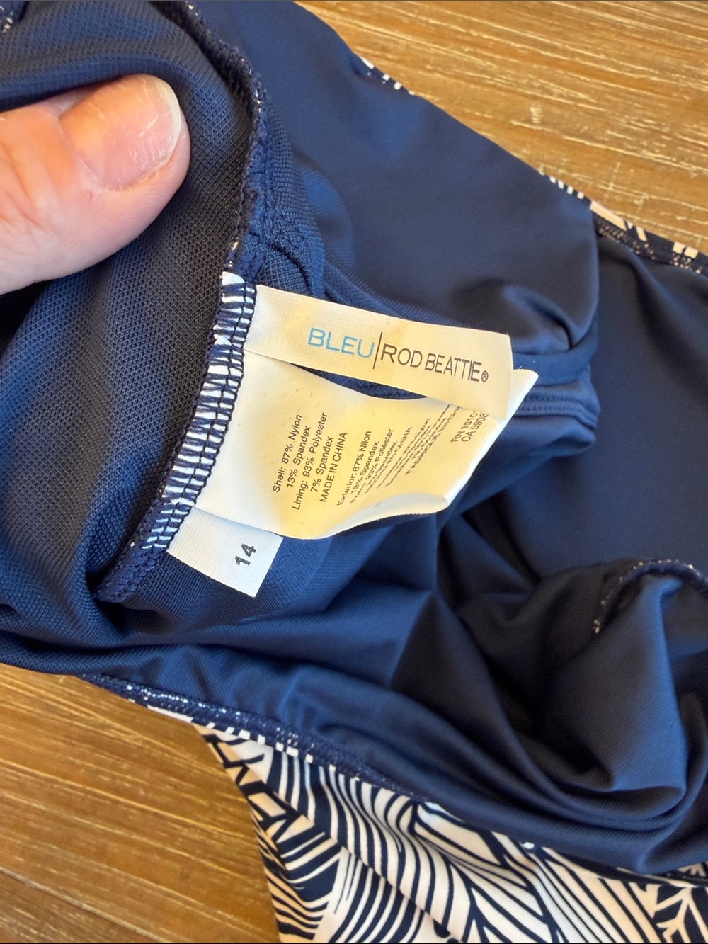 WOMEN'S BALI BREEZE SCOOP NECK TANKINI SWIMSUIT TOP - Picture 5 of 7